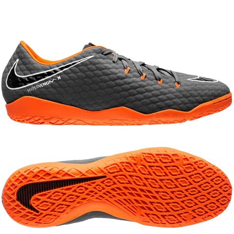 nike hypervenom phantomx 3 club ic zaalvoetbalschoenen|Buy Hypervenom Phantom Shoes: New Releases & Iconic Styles .